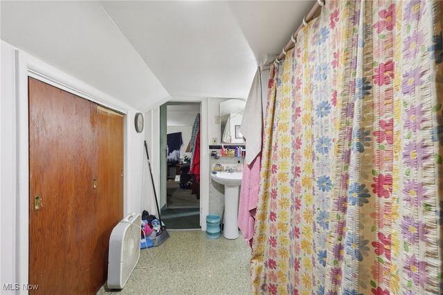 634 Kling Street, Akron, OH 44311