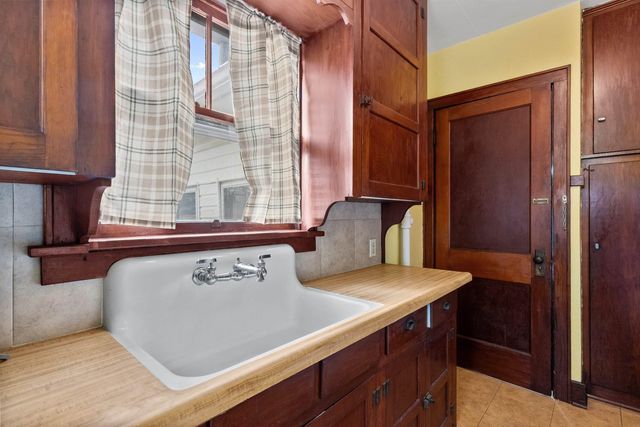 725 Martin Road, Waterloo, IA 50701