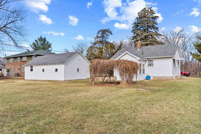 725 Martin Road, Waterloo, IA 50701