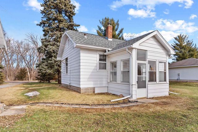 725 Martin Road, Waterloo, IA 50701