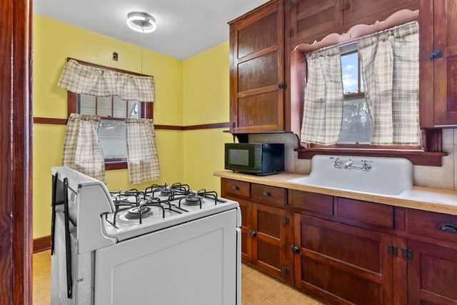 725 Martin Road, Waterloo, IA 50701