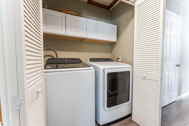 1236 Valley Drive, Traverse City, MI 49685