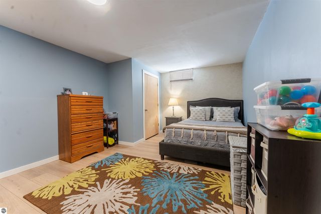 1236 Valley Drive, Traverse City, MI 49685