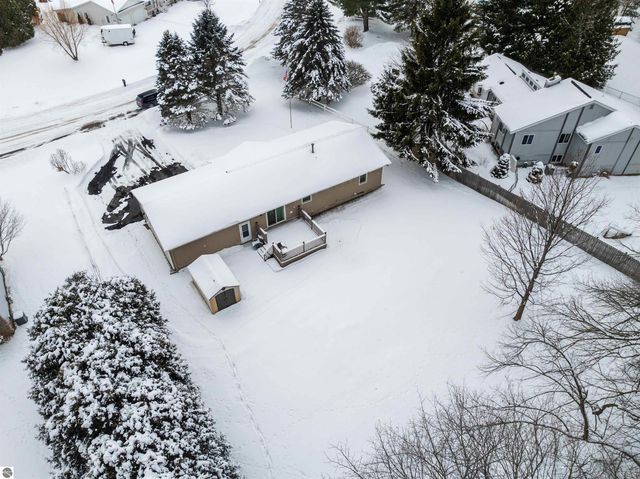 1236 Valley Drive, Traverse City, MI 49685