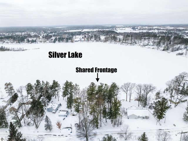 1236 Valley Drive, Traverse City, MI 49685