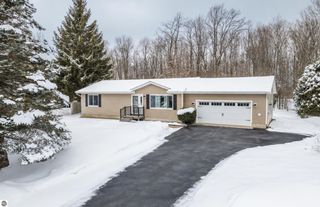 1236 Valley Drive, Traverse City, MI 49685