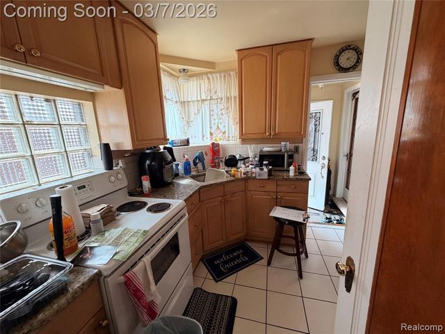 16828 Sussex Street, Detroit, MI 48235