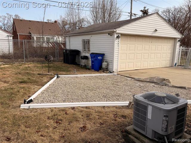 16828 Sussex Street, Detroit, MI 48235