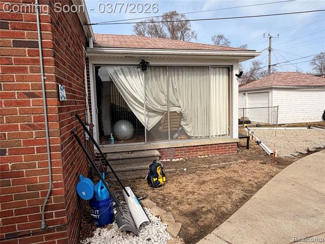 16828 Sussex Street, Detroit, MI 48235