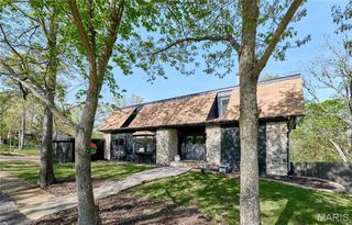 2111 Davis Drive, High Ridge, MO 63049