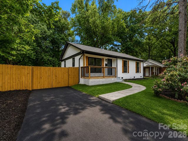 1519 Briarfield Drive, Charlotte, NC 28205