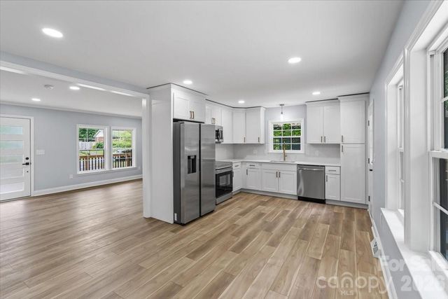 1519 Briarfield Drive, Charlotte, NC 28205