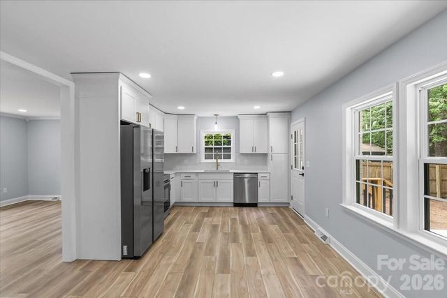 1519 Briarfield Drive, Charlotte, NC 28205