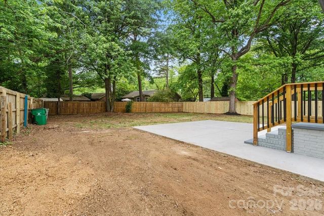 1519 Briarfield Drive, Charlotte, NC 28205