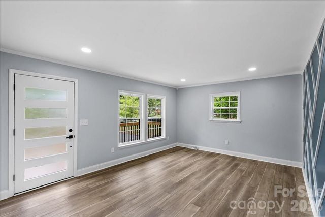 1519 Briarfield Drive, Charlotte, NC 28205