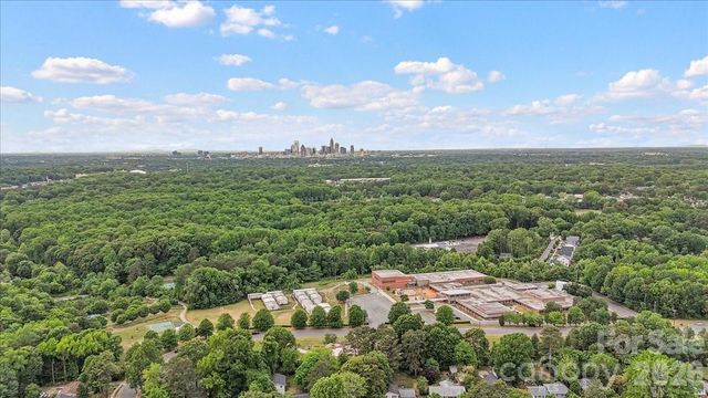 1519 Briarfield Drive, Charlotte, NC 28205