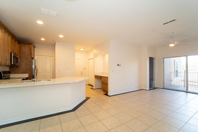 550 Florida Club Blvd 201, St Augustine, FL 32084