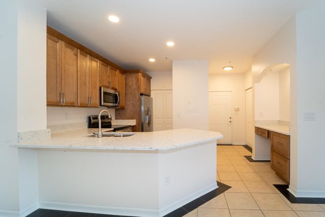 550 Florida Club Blvd 201, St Augustine, FL 32084