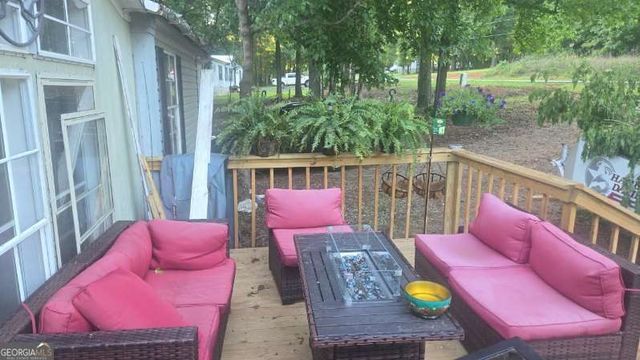 130 S Trotters Way, Jefferson, GA 30549