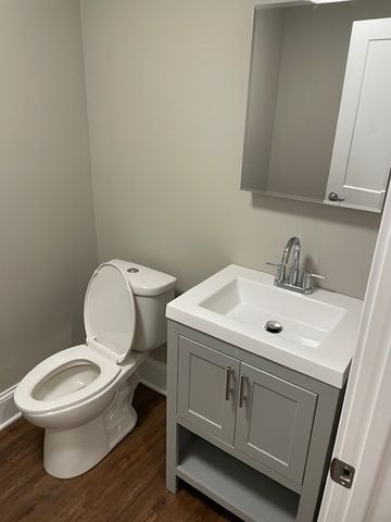 3026 N Central Avenue, Chicago, IL 60634