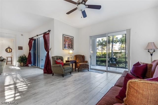 9079 Cascada WAY 102, Naples, FL 34114