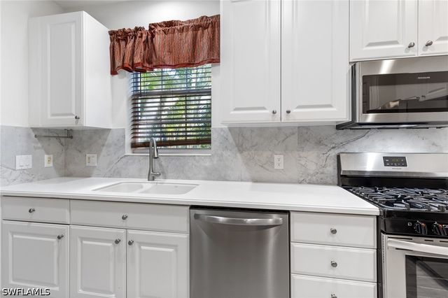 9079 Cascada WAY 102, Naples, FL 34114