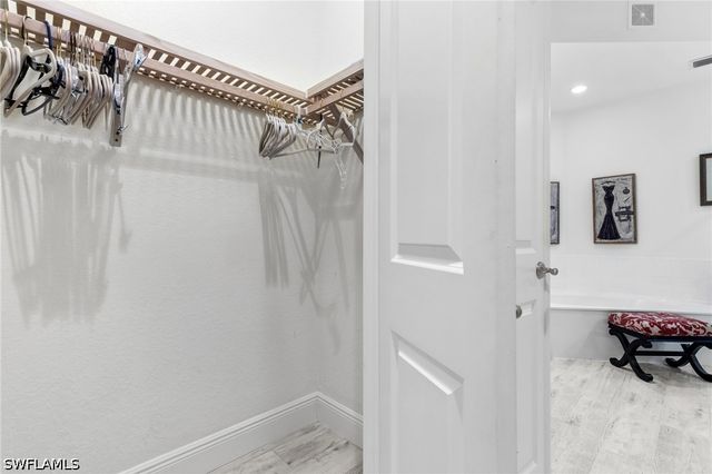 9079 Cascada WAY 102, Naples, FL 34114