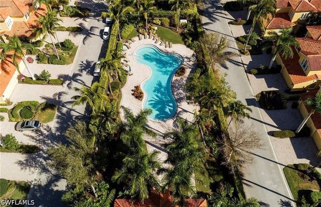 9079 Cascada WAY 102, Naples, FL 34114