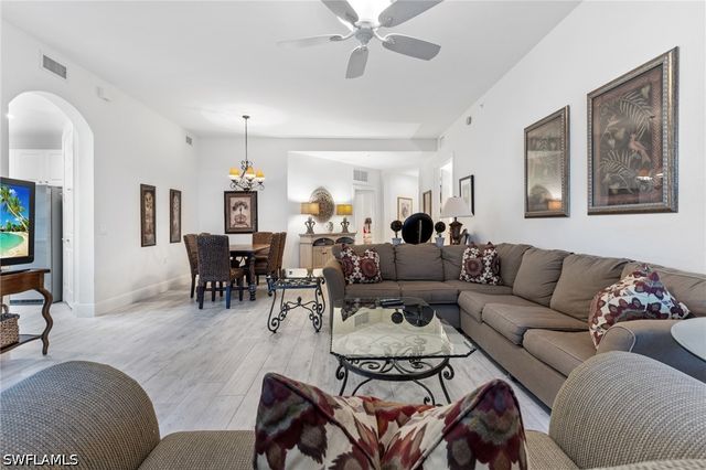 9079 Cascada WAY 102, Naples, FL 34114