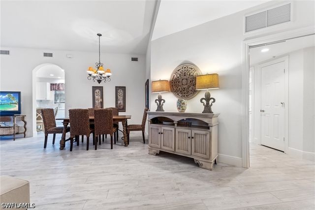 9079 Cascada WAY 102, Naples, FL 34114