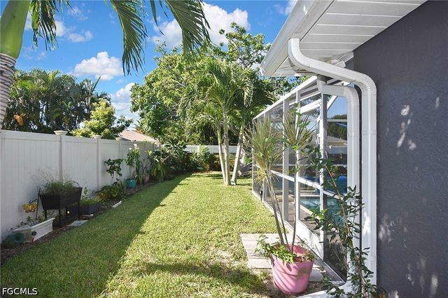 1414 SE 18th TER, Cape Coral, FL 33990