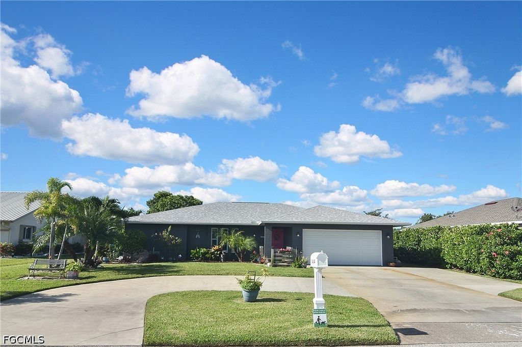 1414 SE 18th TER, Cape Coral, FL 33990