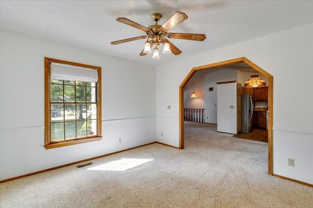 1810 N Socora St, Wichita, KS 67212