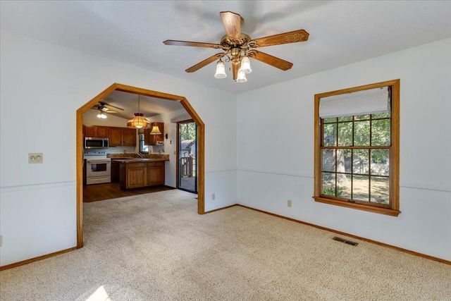 1810 N Socora St, Wichita, KS 67212