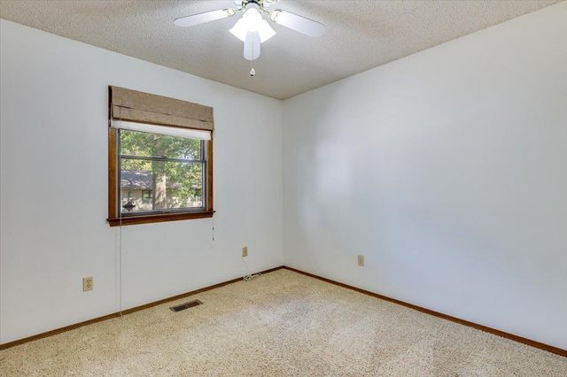 1810 N Socora St, Wichita, KS 67212