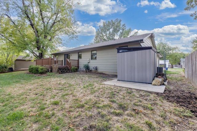 1810 N Socora St, Wichita, KS 67212