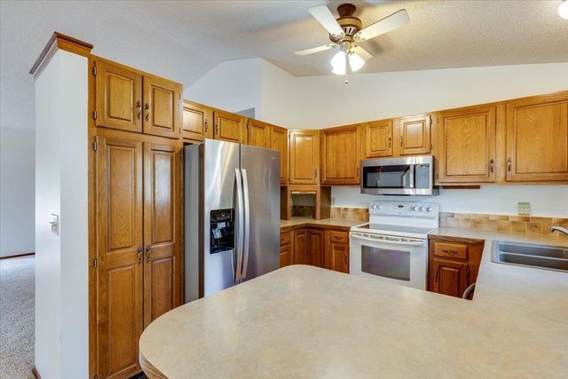 1810 N Socora St, Wichita, KS 67212