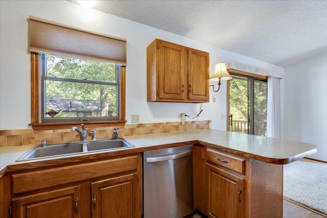 1810 N Socora St, Wichita, KS 67212