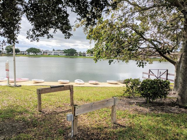 288 Norwich, West Palm Beach, FL 33417