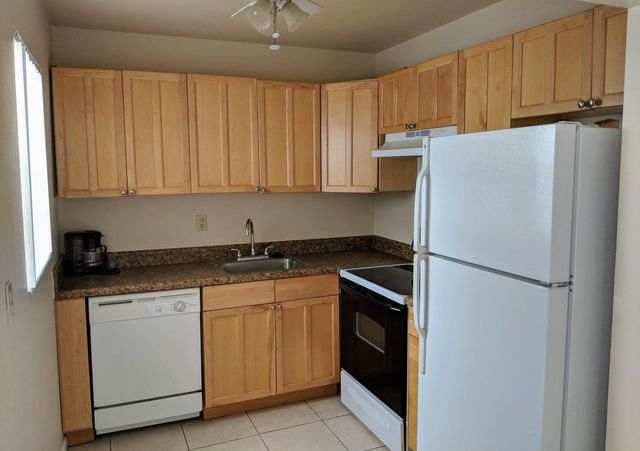 288 Norwich, West Palm Beach, FL 33417
