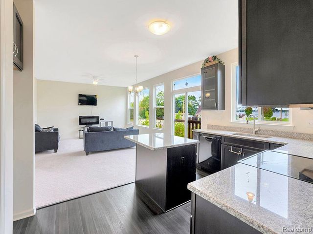 113 WAINWRIGHT, Novi, MI 48377