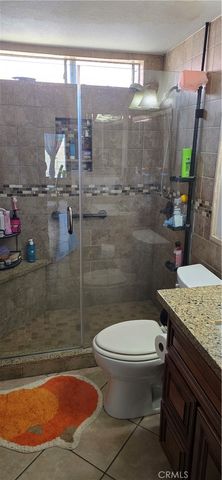 1961 Overland, Colton, CA 92324