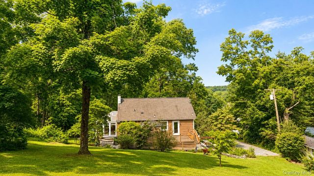7 Lyceum Road, Lagrangeville, NY 12540