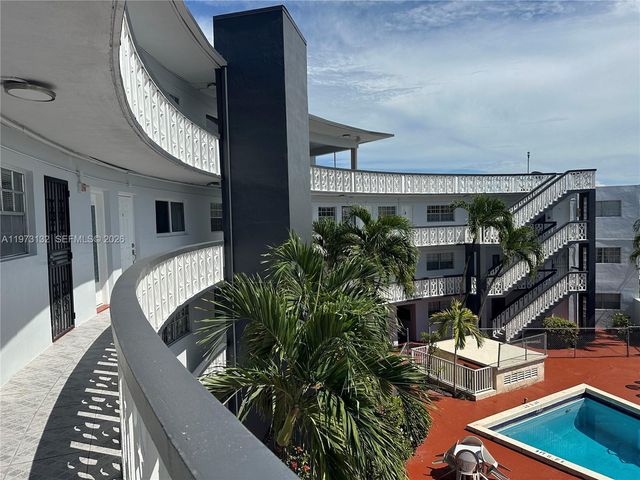 11 SW 52nd Ave 3C, Miami, FL 33134