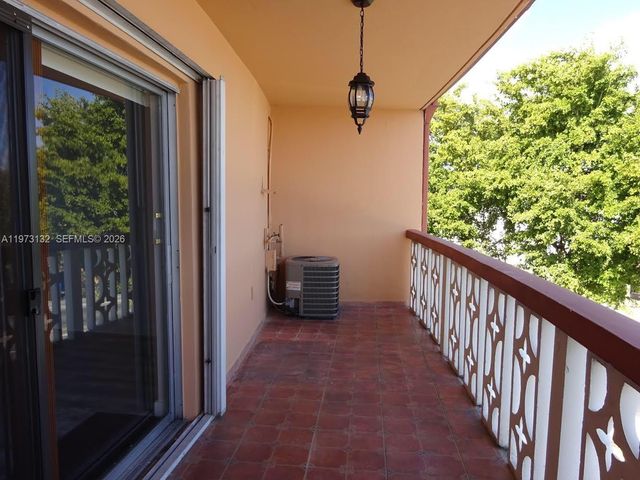 11 SW 52nd Ave 3C, Miami, FL 33134