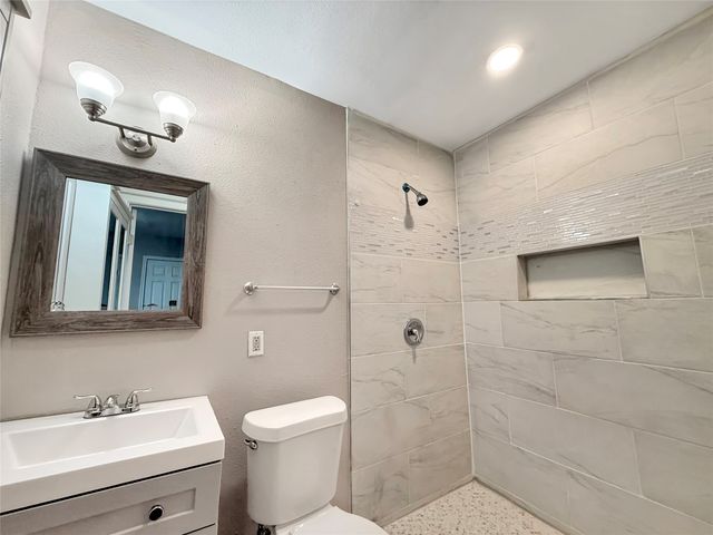 1717 Globe Avenue, Blue Mound, TX 76131