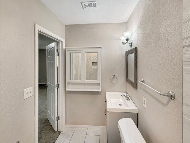 1717 Globe Avenue, Blue Mound, TX 76131
