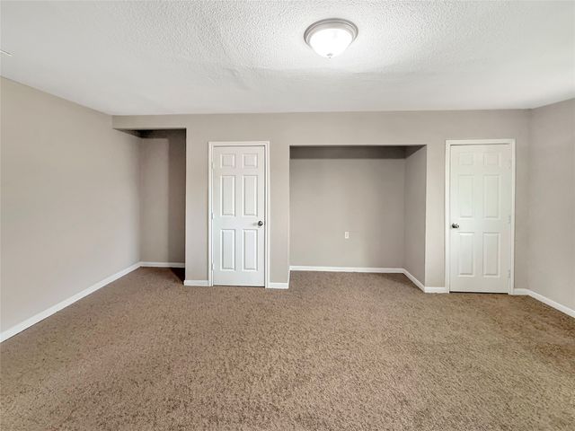 1717 Globe Avenue, Blue Mound, TX 76131