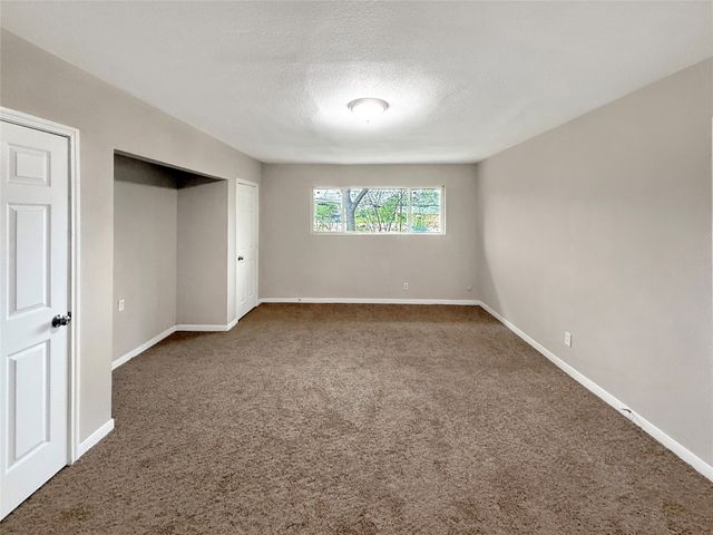1717 Globe Avenue, Blue Mound, TX 76131
