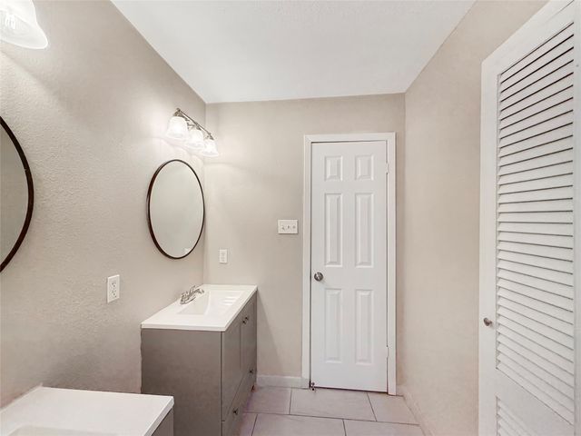 1717 Globe Avenue, Blue Mound, TX 76131